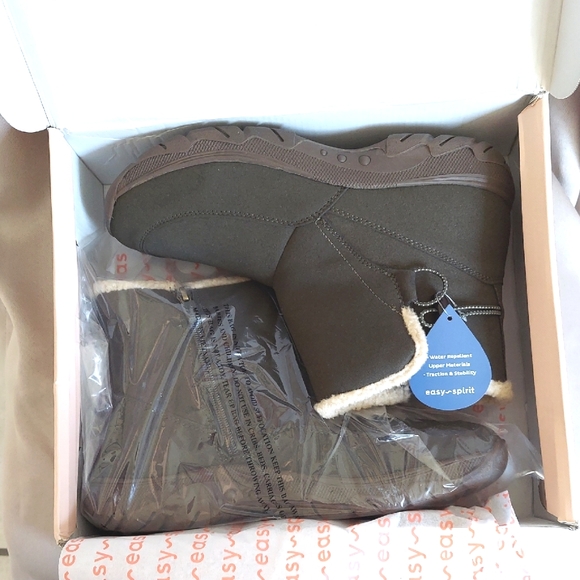 Easy Spirit Boots, Size 11, Green, Water Repellant, Faux Suede, Side Zip NEW! - Picture 6 of 10